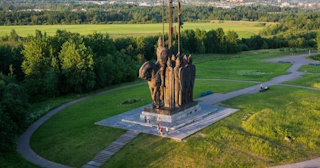 Благоустройство памятников в Урае от 938 руб. – компания ТротуарнаяПлитка
